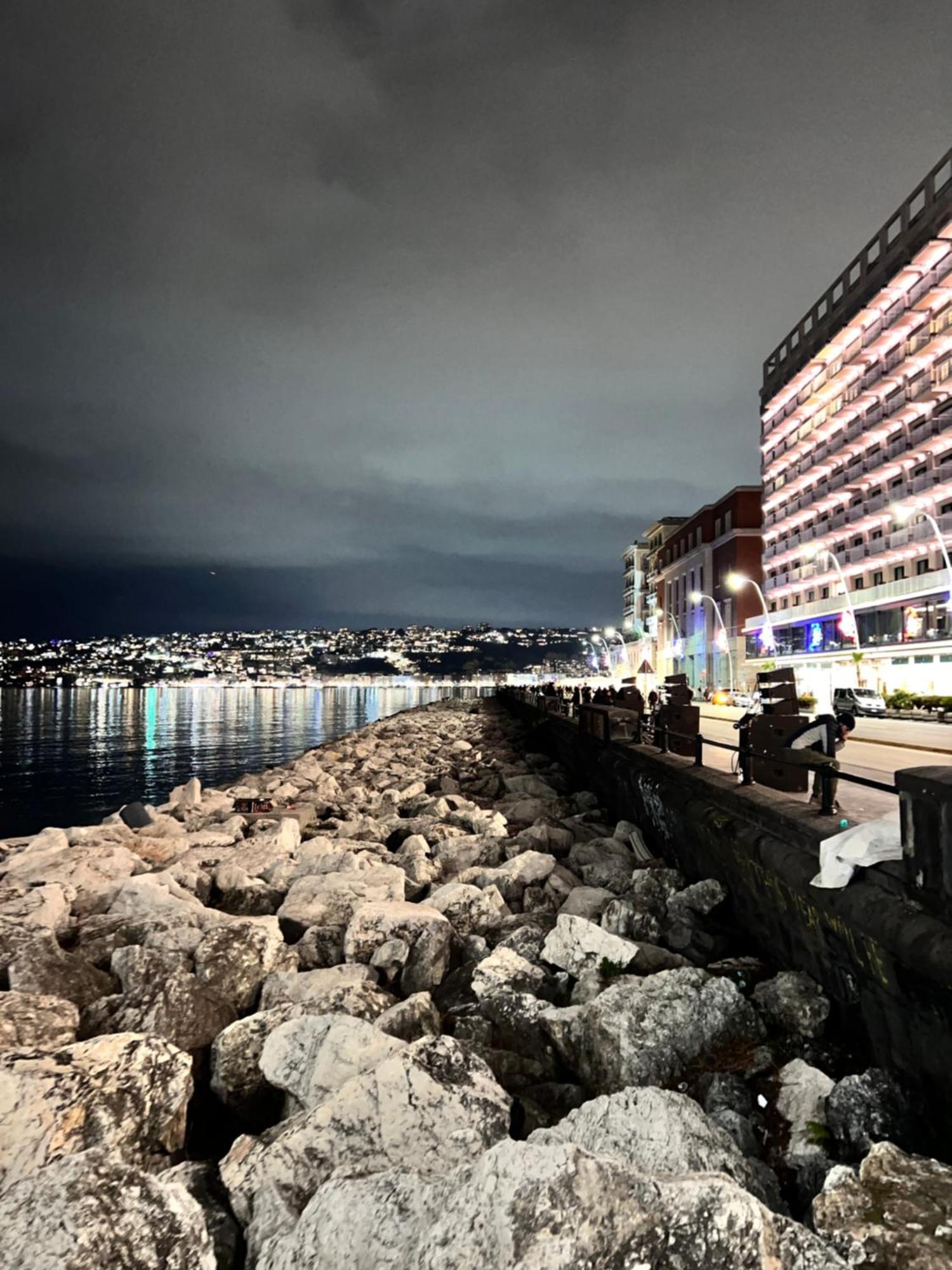 Ira House Apartment Napoli Exterior foto